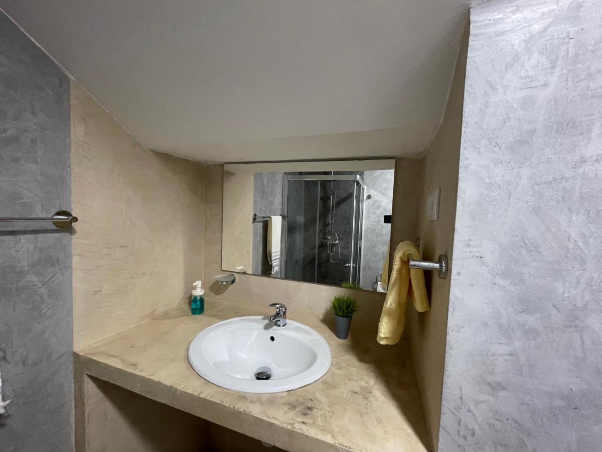 Tia Nita Apartamentos Mindelo Dış mekan fotoğraf